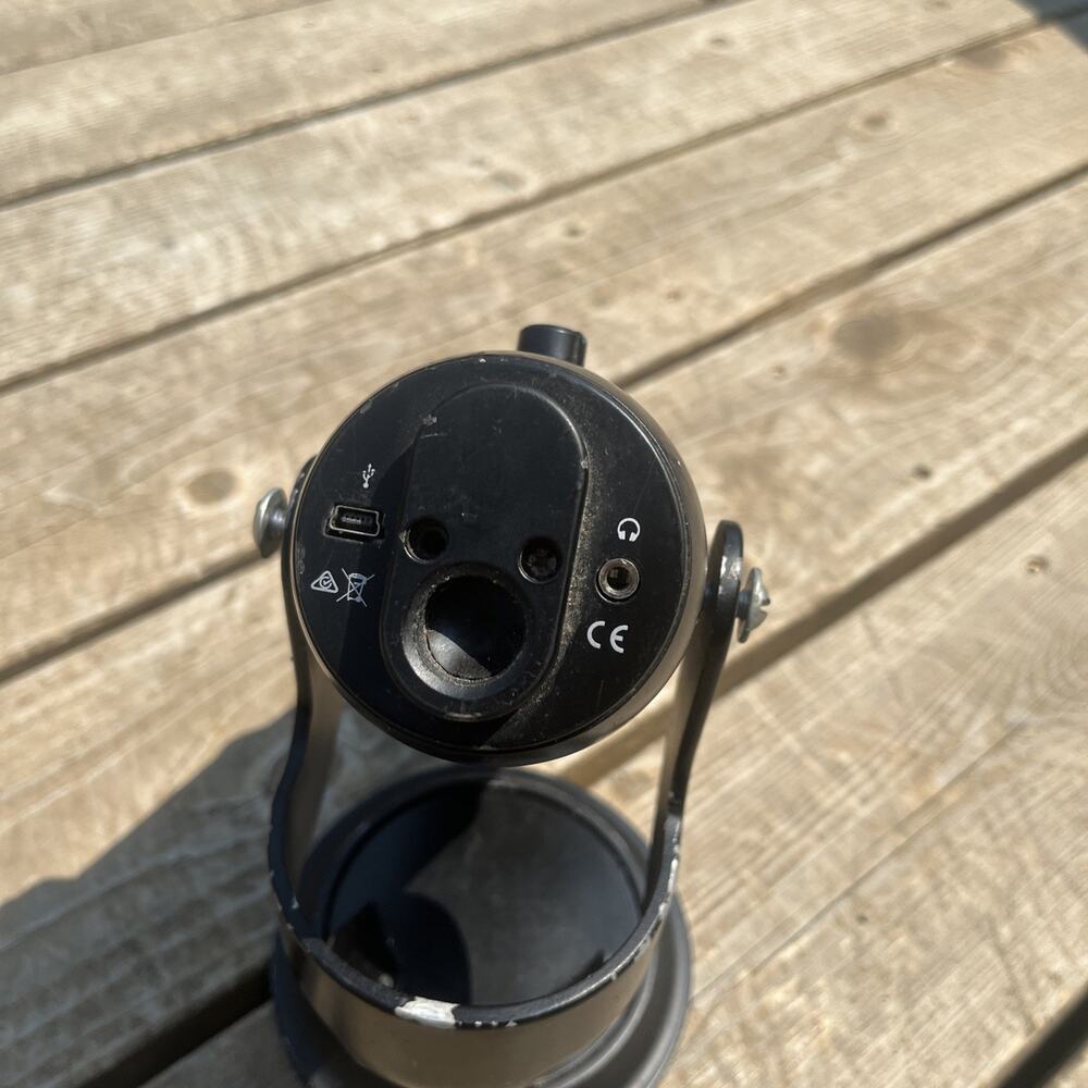 Yeti Professional Multi-Pattern USB Condenser Microphone - Untested - Picture 12 of 14